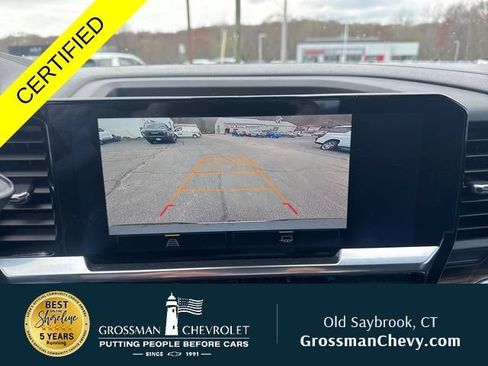 Used 2023 Chevrolet Silverado 1500 LT AWD/4WD image 4