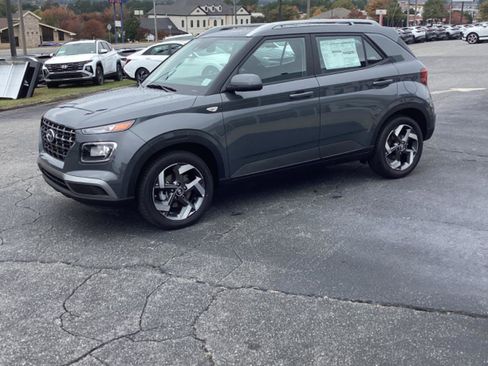 New 2026 Hyundai Venue SEL image 5