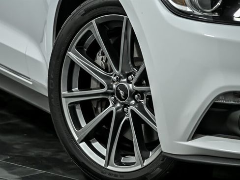 Used 2015 Ford Mustang GT Premium RWD image 3