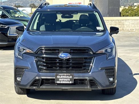 Used 2023 Subaru Ascent Onyx Edition Limited image 3