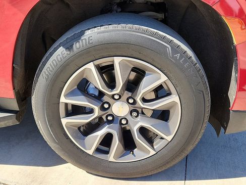 Used 2021 Chevrolet Tahoe LT w/ LT Signature Package image 6