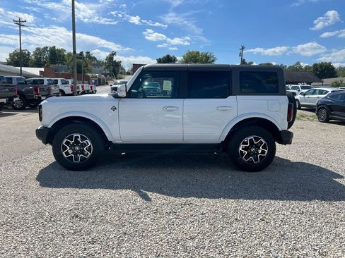 New 2025 Ford Bronco Outer Banks image 5