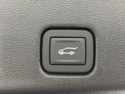 New 2026 Buick Enclave Preferred w/ Power Package image 18