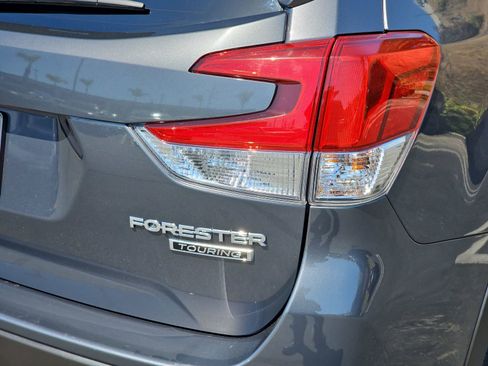 Certified 2023 Subaru Forester Touring AWD/4WD image 37