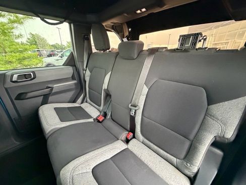 Used 2021 Ford Bronco 4-Door AWD/4WD image 6