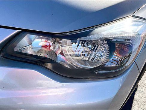 Used 2013 Subaru Crosstrek 2.0i Premium image 26