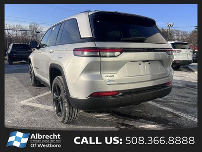 New 2025 Jeep Grand Cherokee Altitude
