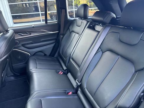 New 2024 Jeep Grand Cherokee Limited 4xe w/ Luxury Tech Group II image 15