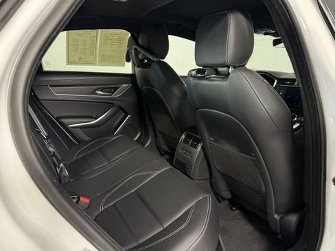 Certified 2023 Jaguar XF R-Dynamic SE AWD/4WD image 20