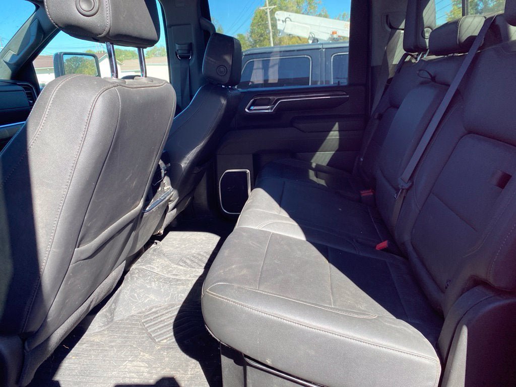 Used 2024 Chevrolet Silverado 3500 LTZ w/ LTZ Premium Package AWD/4WD image 10