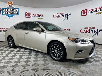 Used 2017 Lexus ES 350 w/ Luxury Package