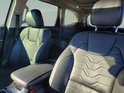 Used 2020 Kia Telluride SX w/ SX Prestige Package image 17