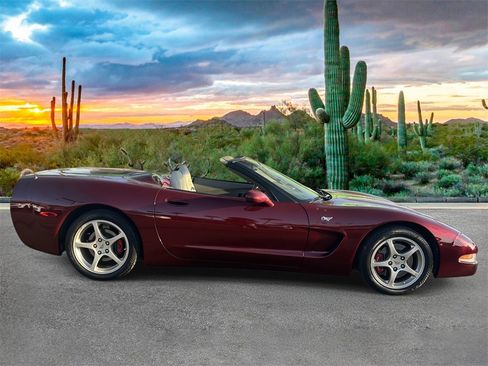 Used 2003 Chevrolet Corvette Base w/ Preferred Equipment Group1 image 2