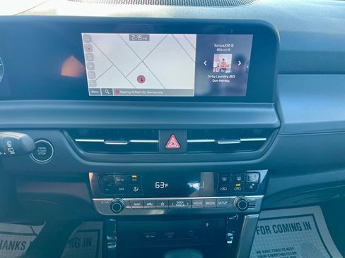 Used 2025 Kia Seltos SX w/ SX Sunroof Package image 16