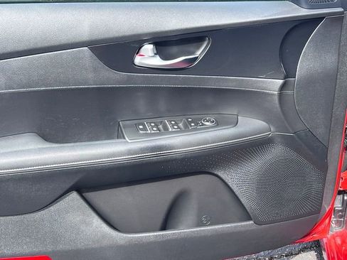 Used 2023 Kia Forte GT-Line FWD image 13