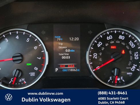 Used 2021 Toyota RAV4 XLE w/ Convenience Package FWD image 22