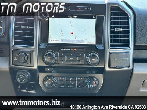 Used 2018 Ford F150 XLT w/ Equipment Group 302A Luxury AWD/4WD image 14