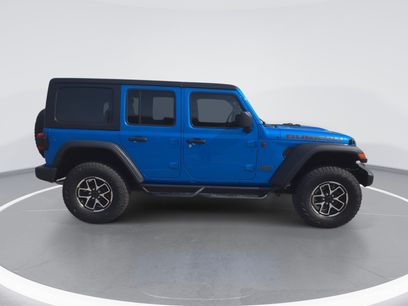 Used 2024 Jeep Wrangler Unlimited Rubicon w/ Convenience Group