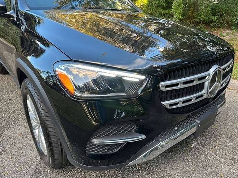 Used 2024 Mercedes-Benz GLE 450e 4MATIC image 2