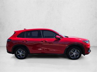 Used 2025 Honda HR-V EX-L video 4