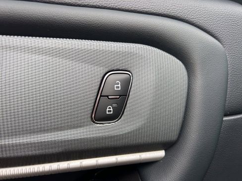 New 2026 Ford Explorer ST-Line image 15