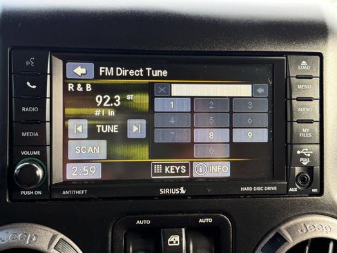 Used 2017 Jeep Wrangler Unlimited Sport image 37