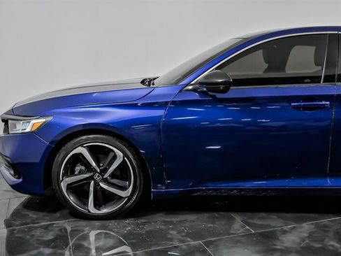 Used 2021 Honda Accord Sport image 6