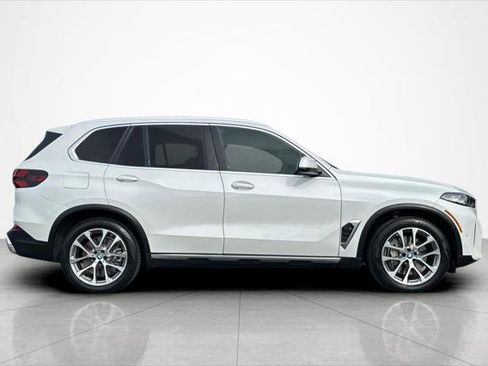 Used 2024 BMW X5 xDrive50e w/ Parking Assistance Package image 6