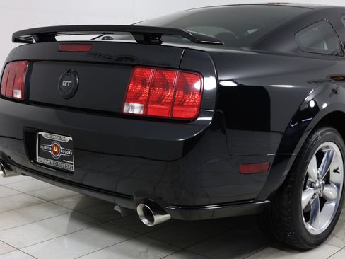 Used 2008 Ford Mustang GT Premium RWD image 38