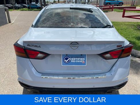 Used 2023 Nissan Altima 2.5 SR w/ SR Premium Package FWD image 5
