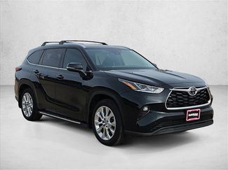 Used 2025 Toyota Highlander Limited AWD/4WD video 3