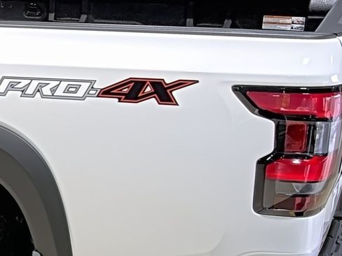 New 2026 Nissan Frontier PRO-4X w/ Tow Package AWD/4WD image 10