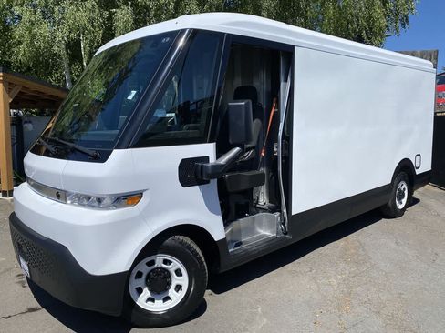 Used 2024 Chevrolet Brightdrop 600 w/ Commercial Equipment Package AWD/4WD image 1