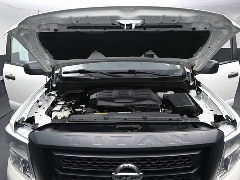 Used 2021 Nissan Titan S w/ S Utility Package image 33