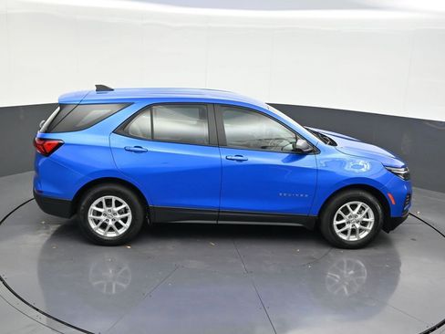 Used 2024 Chevrolet Equinox LS image 21