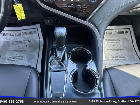 Used 2019 Toyota Camry SE FWD image 26