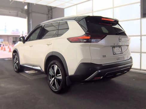 Used 2023 Nissan Rogue SL FWD image 5