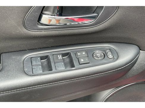 Certified 2017 Honda HR-V LX image 12