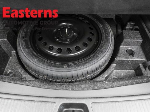 Used 2023 Buick Envision Essence w/ Sport Touring Package image 24