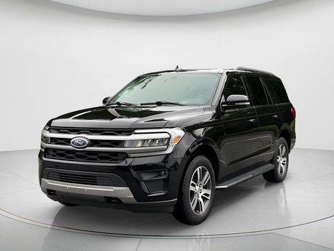 Used 2022 Ford Expedition XLT AWD/4WD image 1