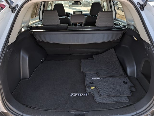 Certified 2025 Toyota RAV4 XLE AWD/4WD image 27