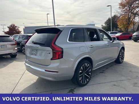 Certified 2025 Volvo XC90 B6 Plus image 4