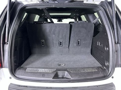 Used 2024 GMC Yukon Denali RWD image 27