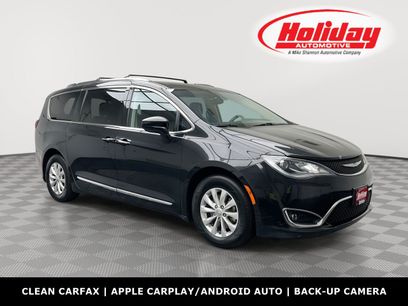 Used 2018 Chrysler Pacifica Touring-L