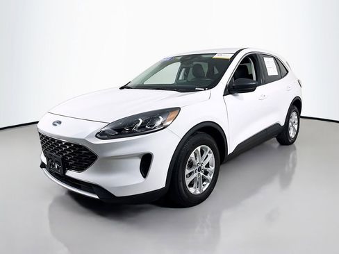 Certified 2022 Ford Escape SE w/ Convenience Package FWD image 3