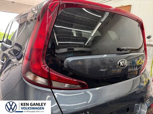 Used 2020 Kia Soul GT-Line w/ GT 2.0L Power Sunroof Package FWD image 7