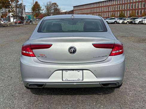 Used 2018 Buick LaCrosse Premium image 4