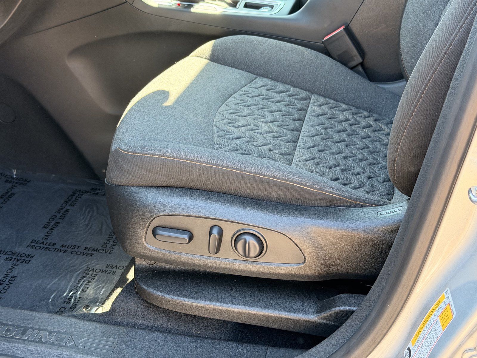 Used 2022 Chevrolet Equinox LT FWD image 15