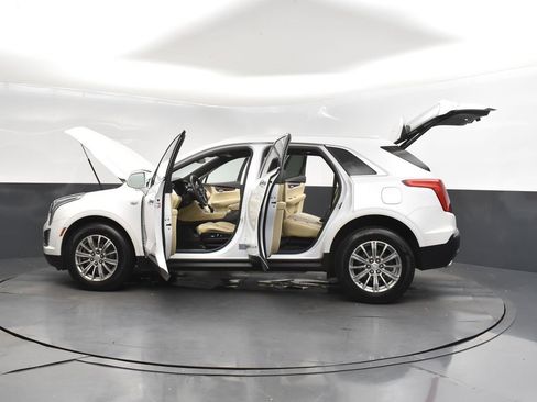 Used 2018 Cadillac XT5 Luxury image 45