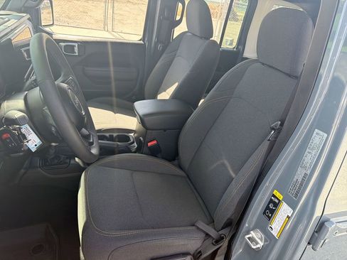 Used 2025 Jeep Wrangler Unlimited Sport S 4xe AWD/4WD image 13